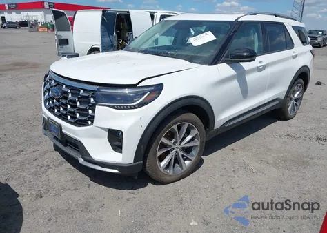 2025 Ford Explorer Platinum z USA, uszkodzony, nr VIN 1FMWK8HC0SGA53398